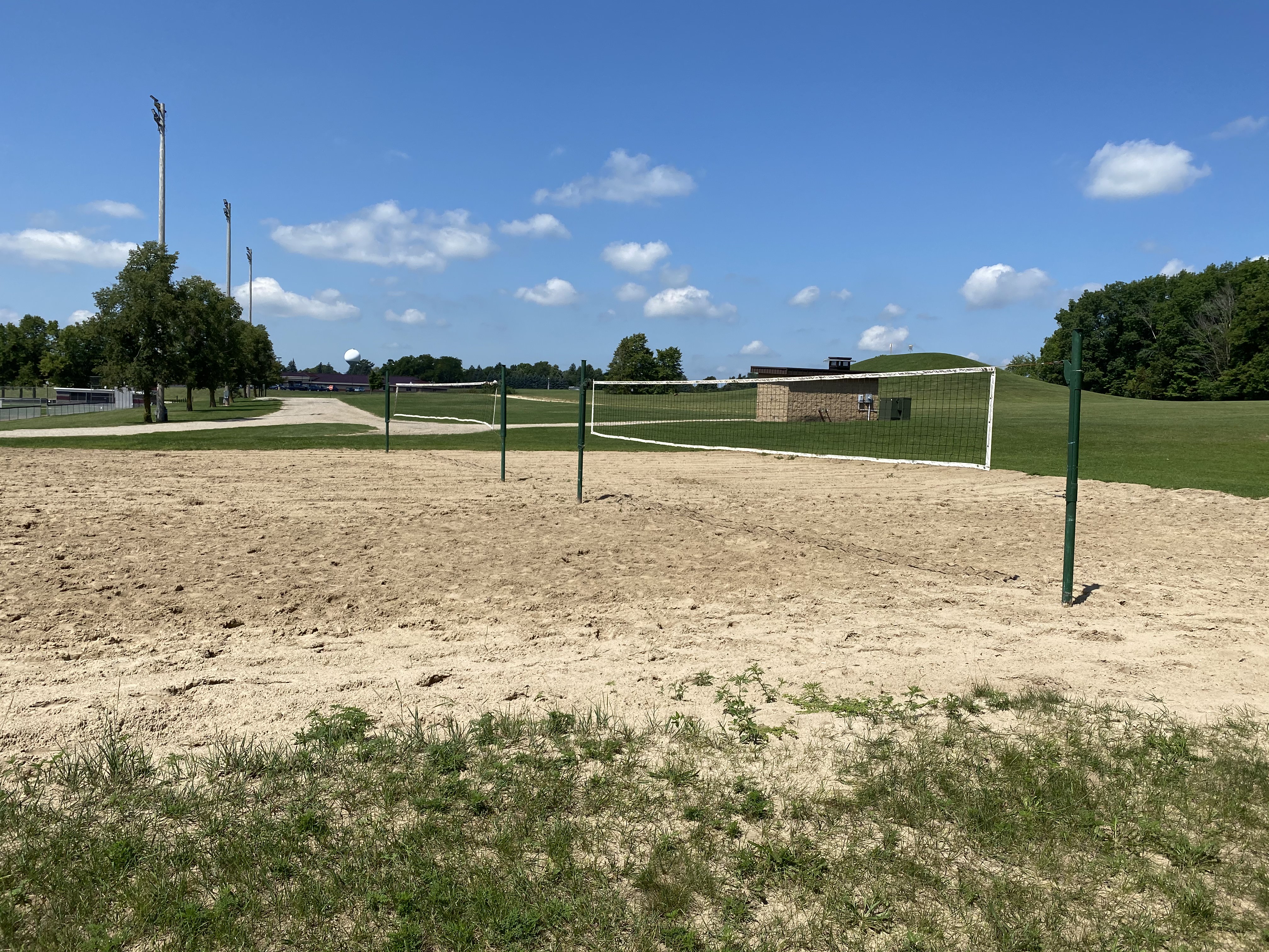 SAND VOLLEYBALL COURTS