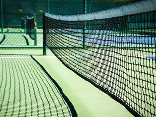 TENNIS & PICKLEBALL COURTS